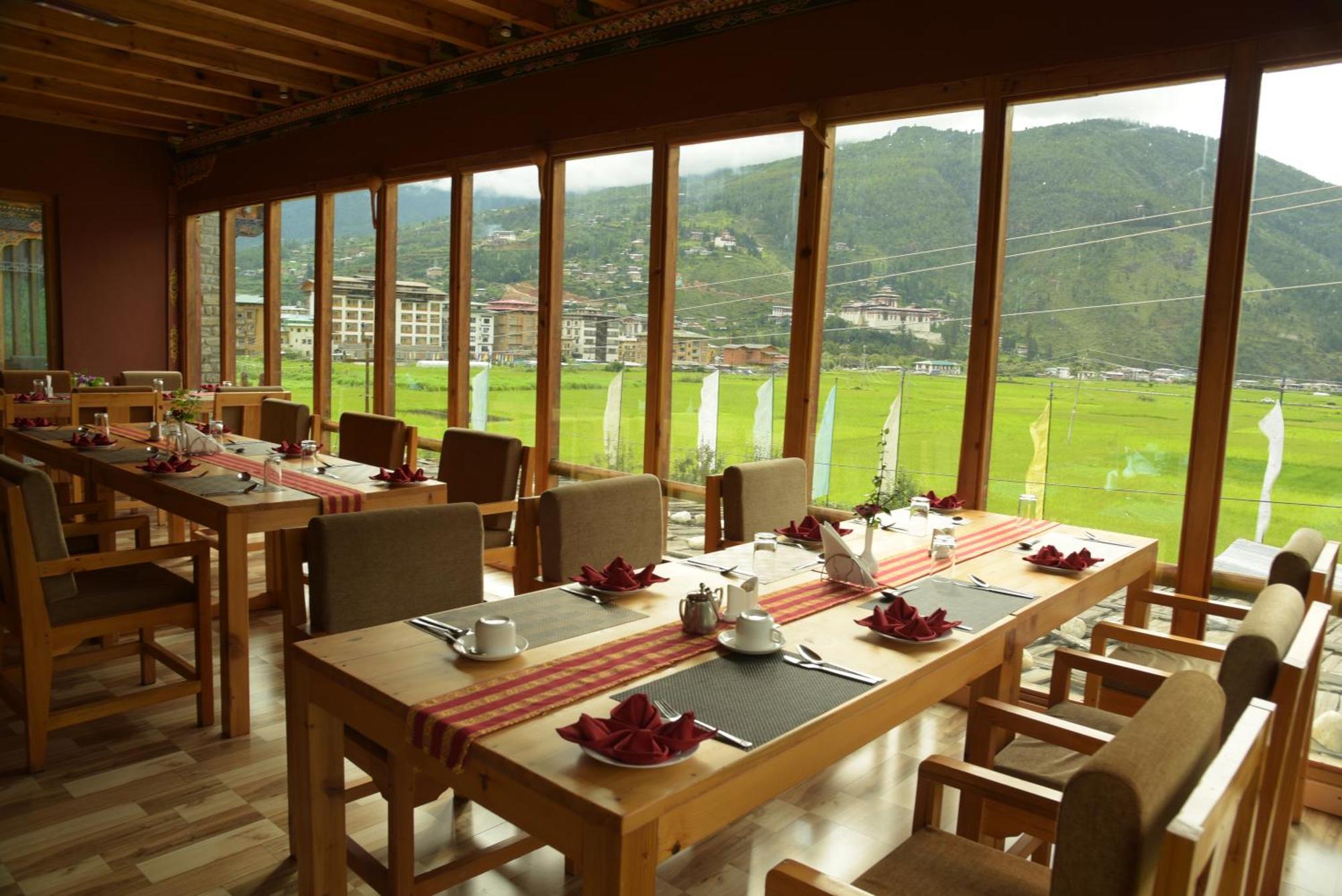 Spirit Of Bhutan Resort Paro Exterior photo